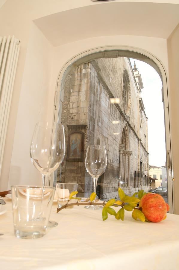 La Locanda Di Gino Сульмона Экстерьер фото